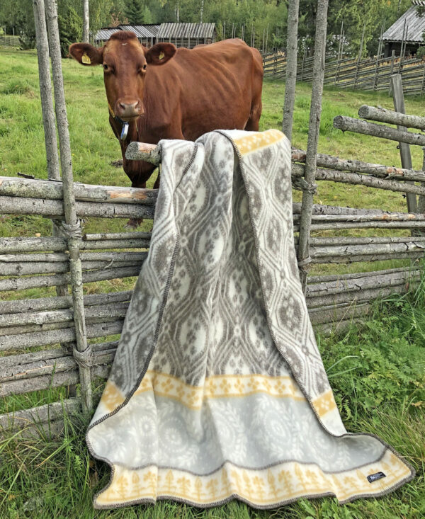 Ullfilt Brunkulla